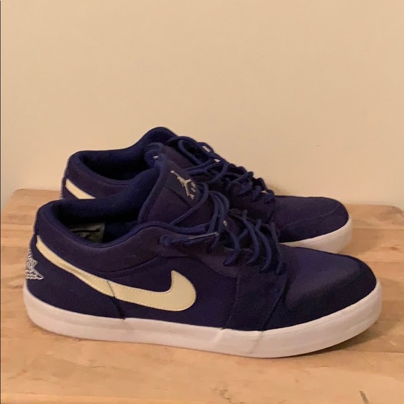 Jordan Other - Nike Air Jordan 1 V.2 Low Men’s [Size: 11.5]